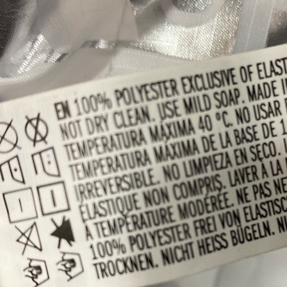 NWOT FOREVER21 Metallic Silver/White Anorak Casual Jacket Size S - Picture 3 of 8